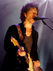 Doyle Bramhall RAH 18 May 2013