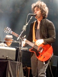 Doyle Bramhall RAH 26 May 2013